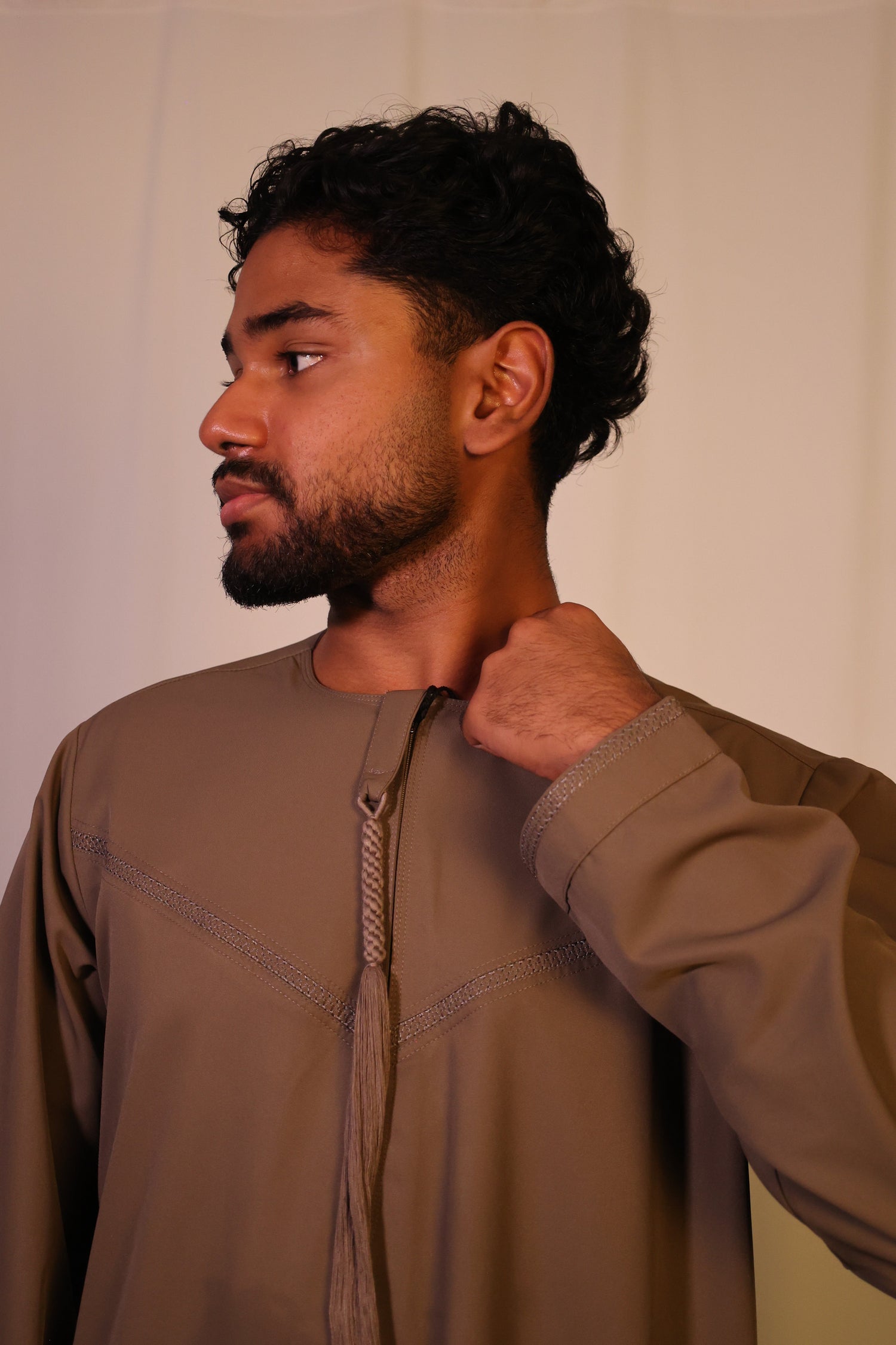 Premium Emirati Thobes