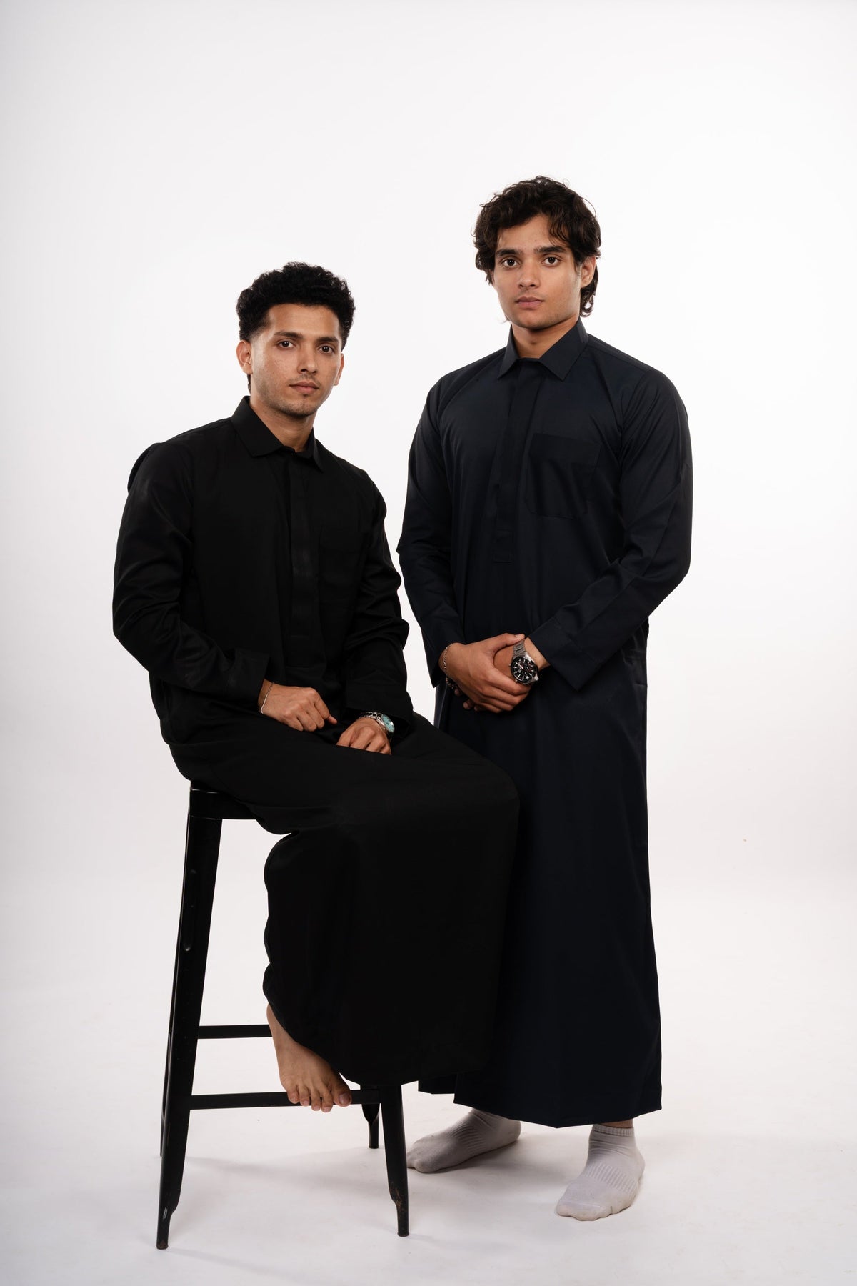 Saudi Thobes - Navy and Black
