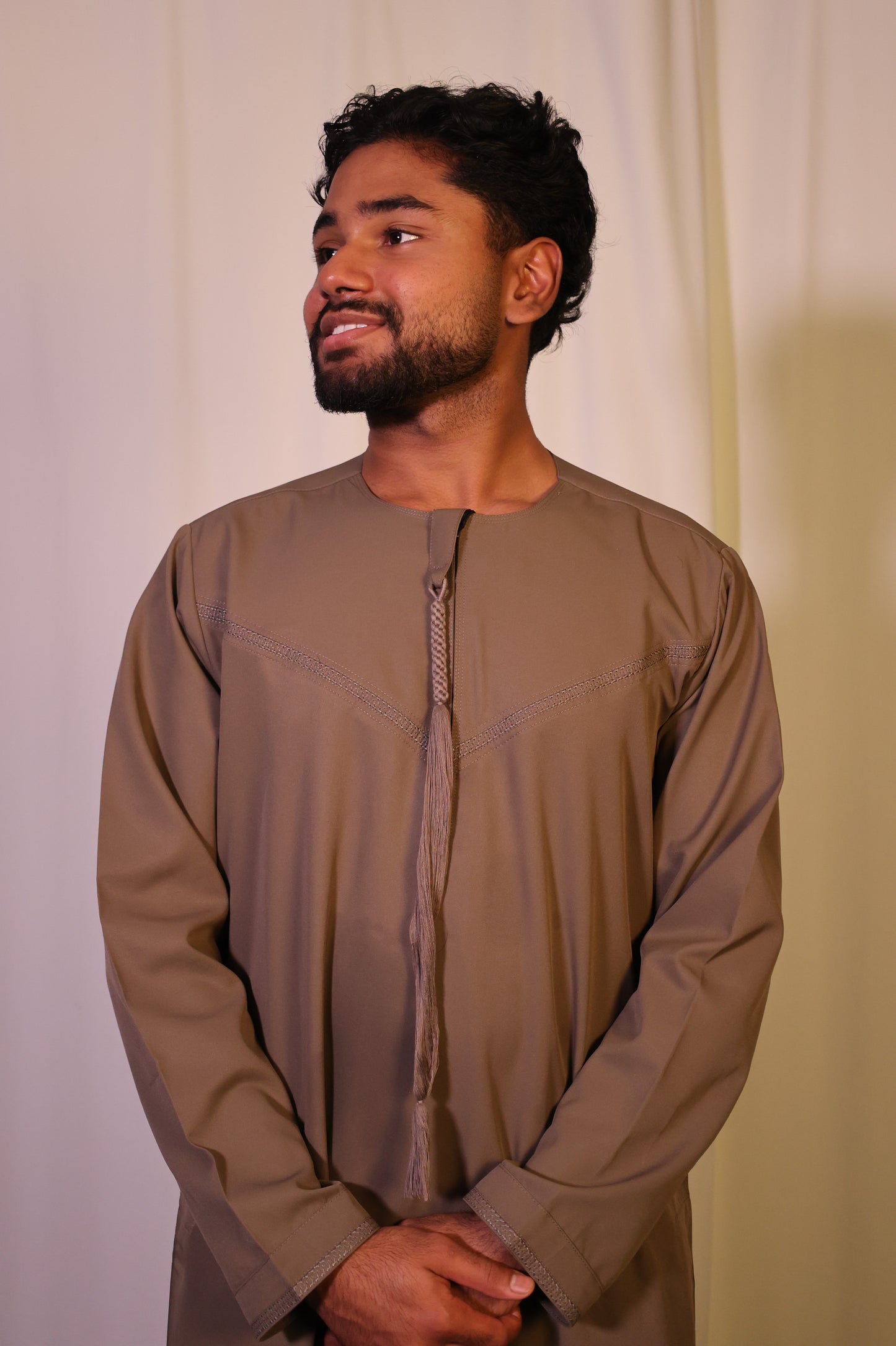 Premium Emirati Thobe - Desert Taupe