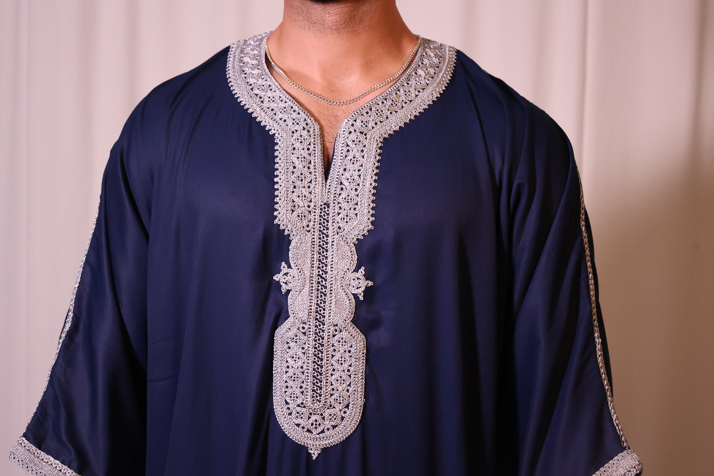 Premium Moroccan Thobe - Midnight Crest