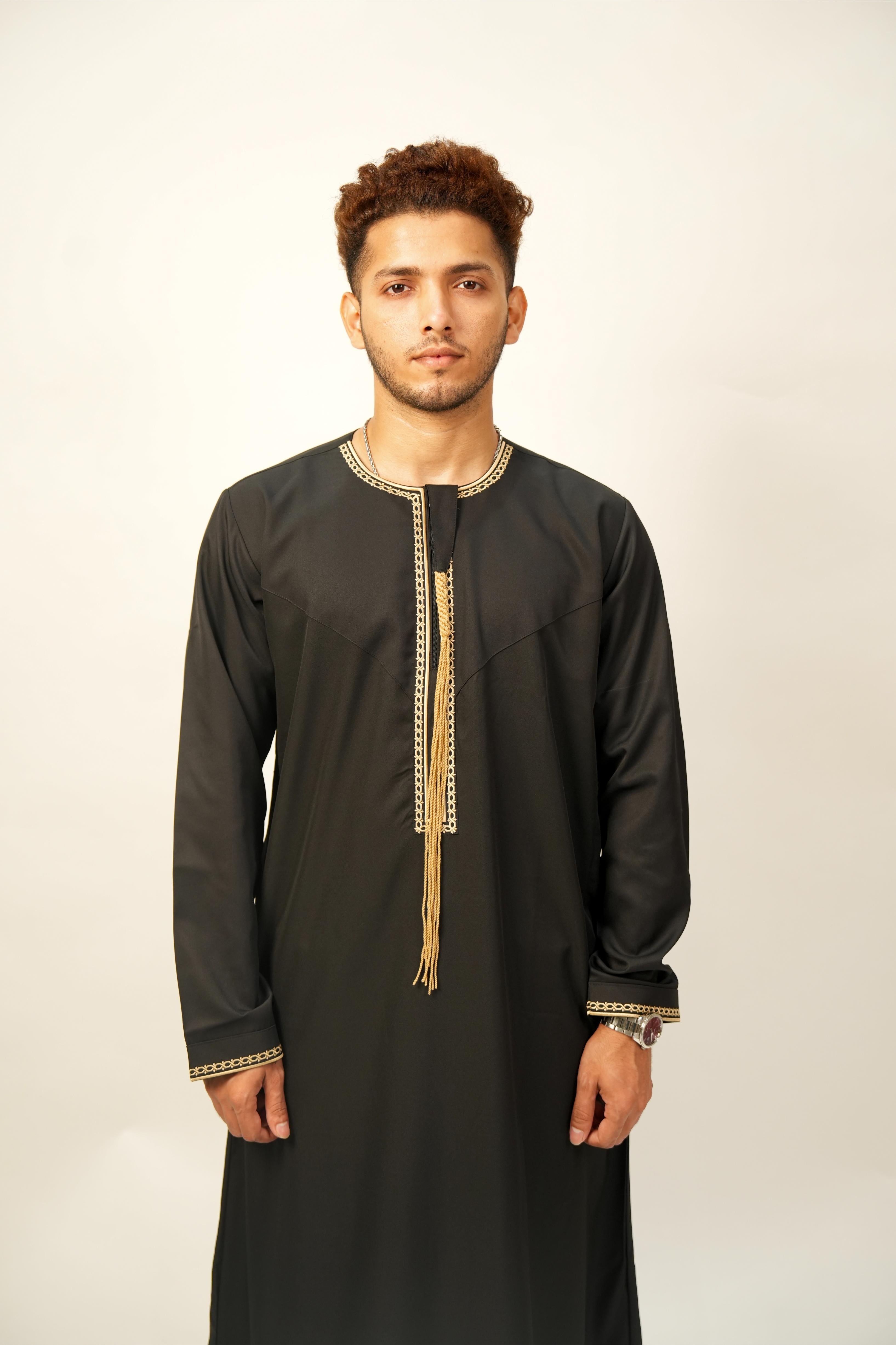 Premium Omani Thobe - Black & Gold