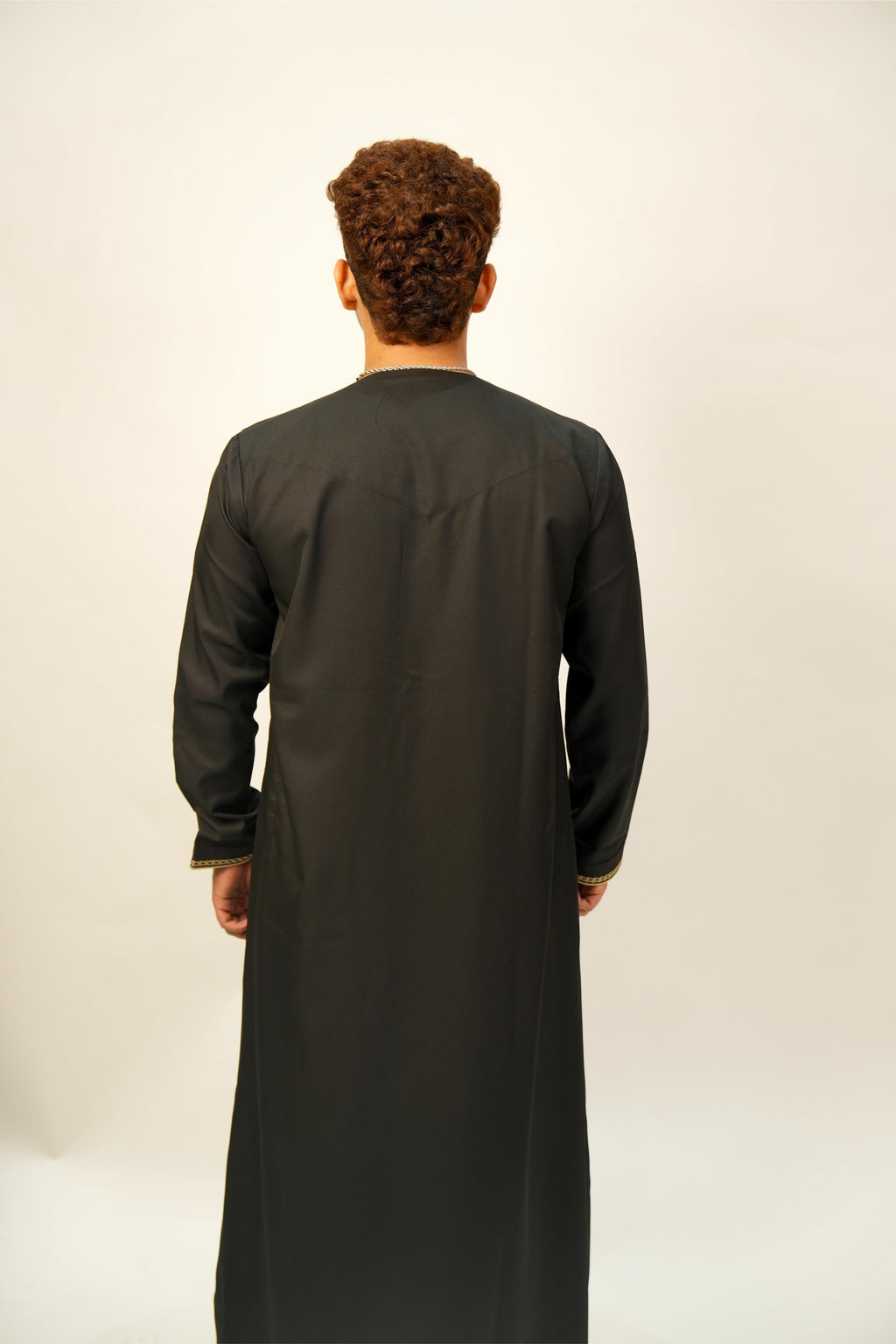 Premium Omani Thobe - Black & Gold
