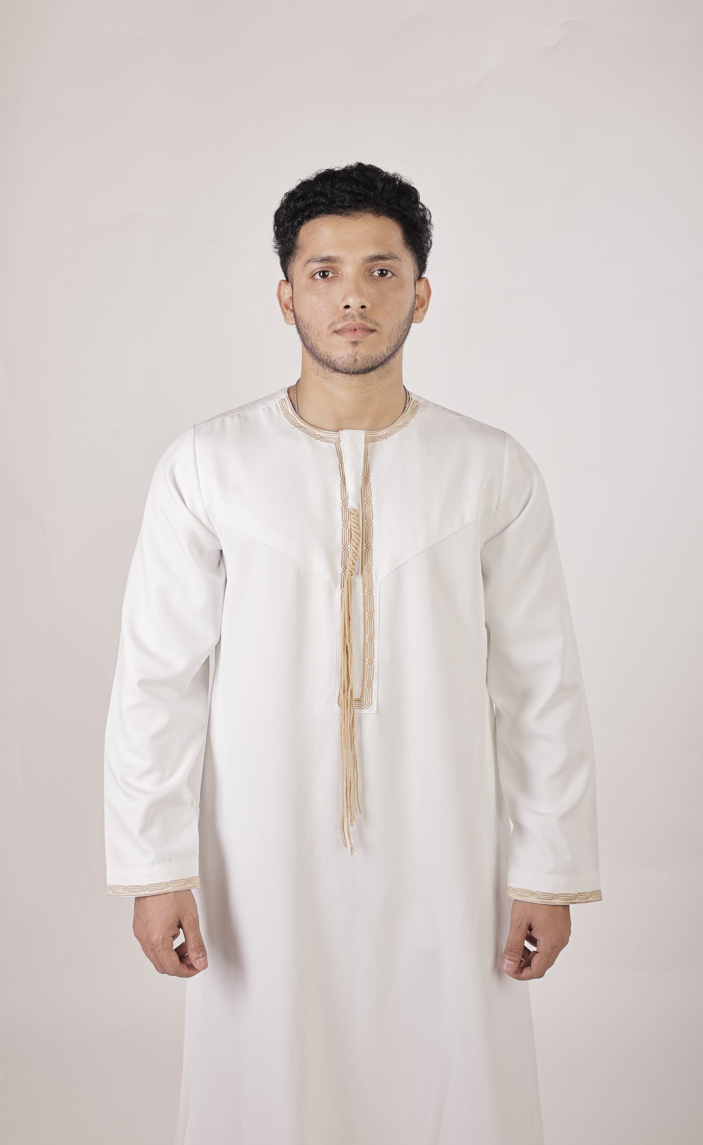 Premium Omani Thobe - White & Gold