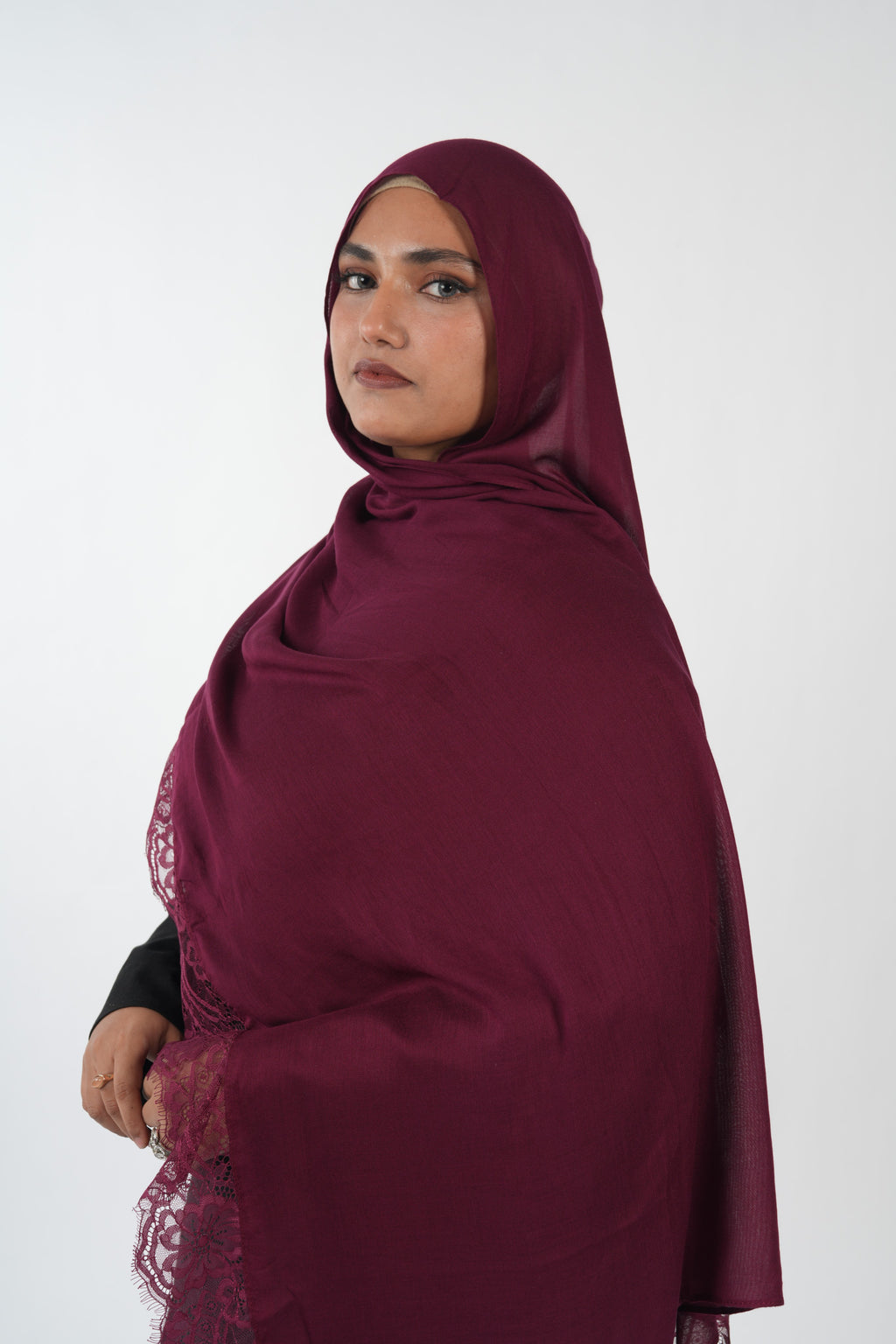 Lace Modal - Wine Red