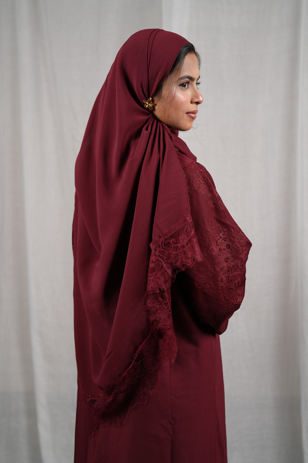 Nura Abaya - Burgundy