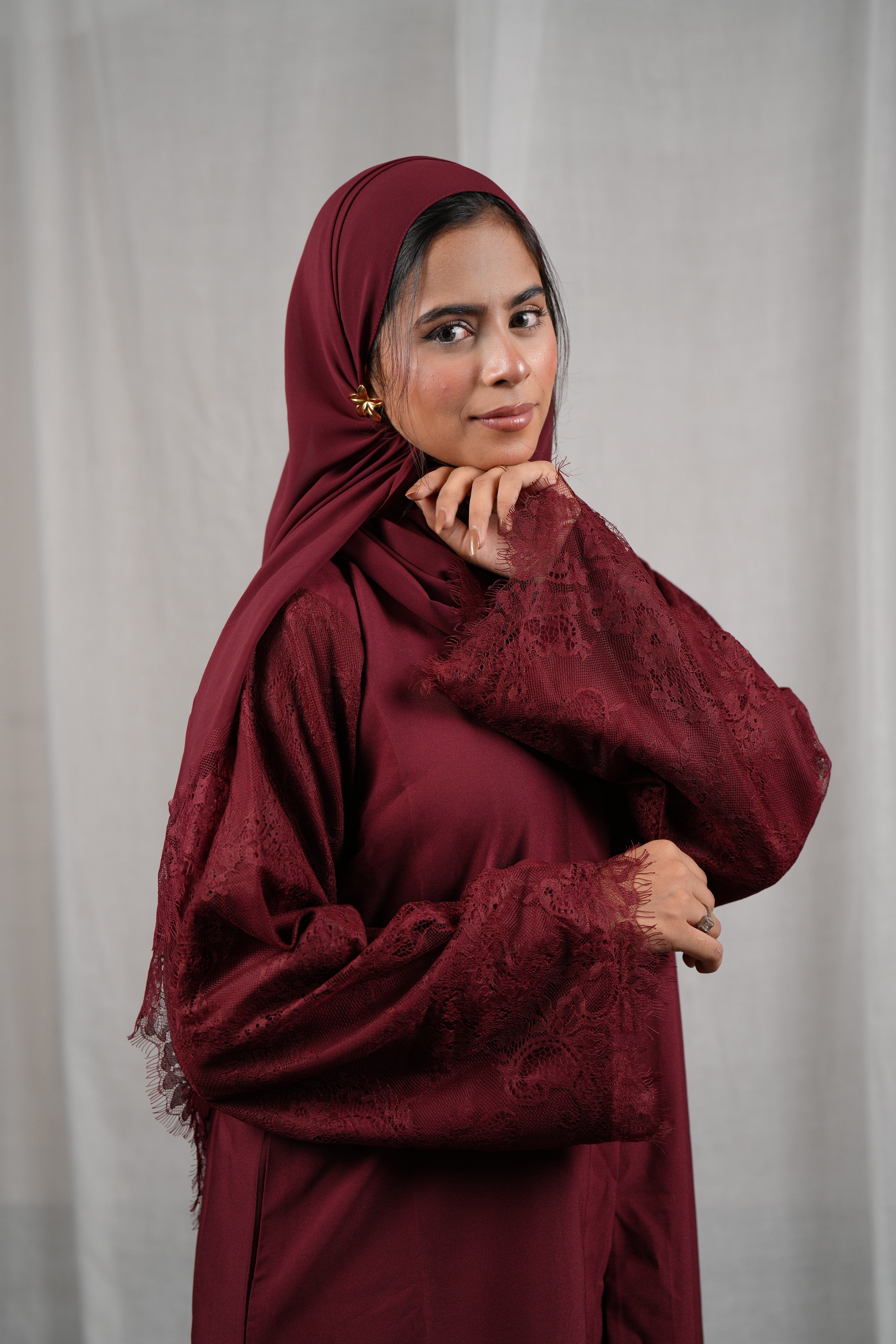 Nura Abaya - Burgundy