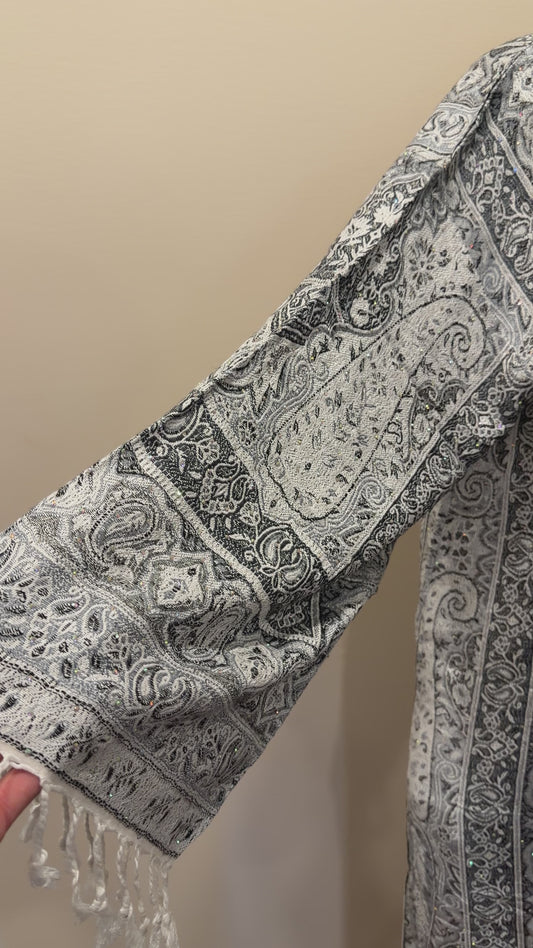 Pashmina Abaya - Grey & White
